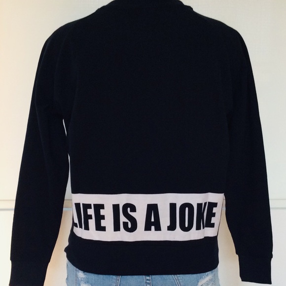 LAST ONE! ELEVEN PARIS NWOT Cara Delavingne SWEATSHIRT Small - Picture 16 of 16